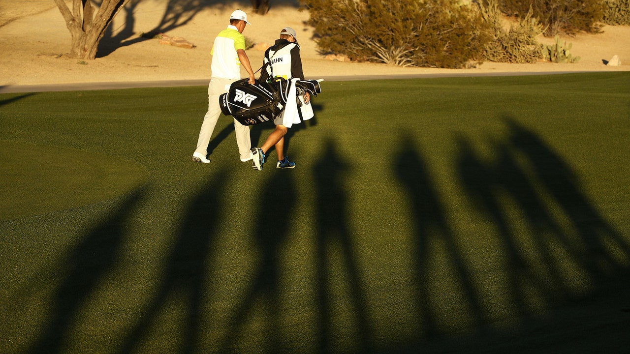 James Hahn shoots bogey-free 65 to take Phoenix Open lead